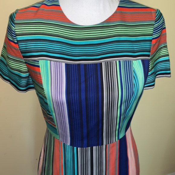 DIANE VON FURSTENBERG Burman Multi Stripe Dress Short Sleeves Fitted Bodycon 2 - Picture 2 of 8